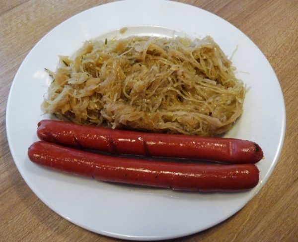 sült virsli bajorkáposztán gluténmentes