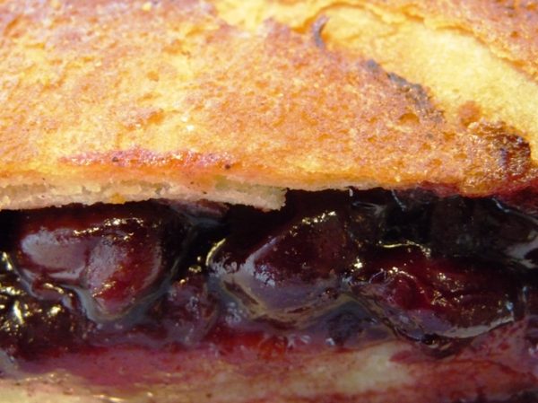 tiroli meggyes rétes gluténmentes